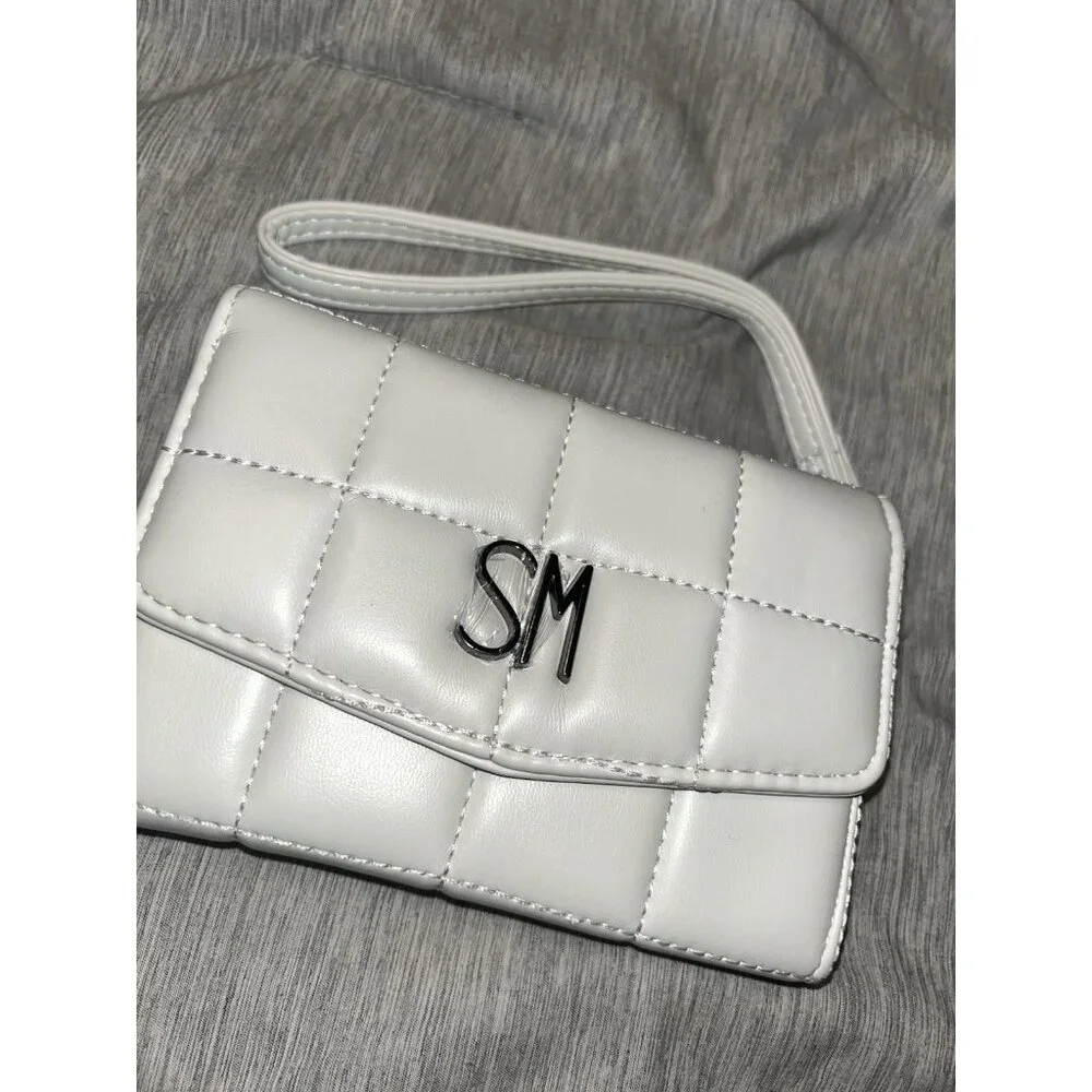 Steve Madden Quilted White Faux Leather Boho Chic Wallet Wristlet With Strap
